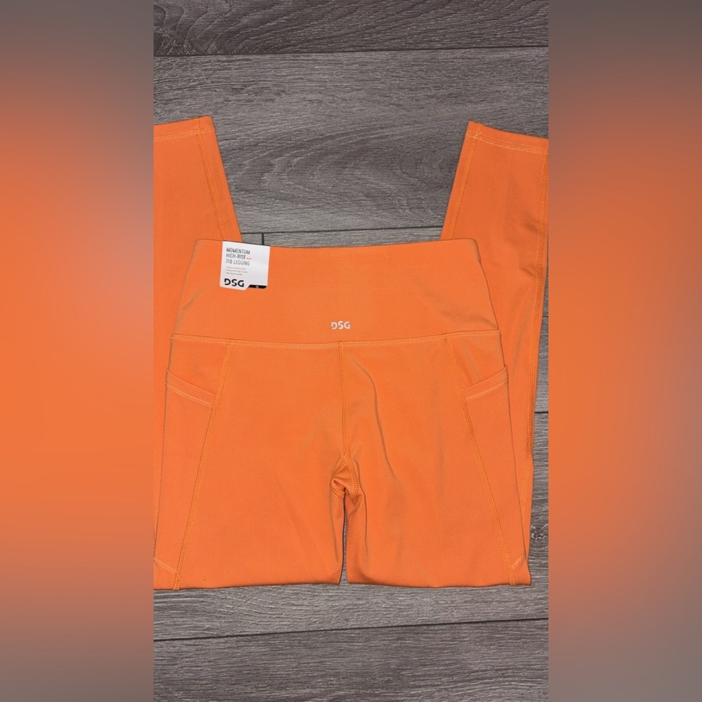 DSG Size XS Women’s Momentum High Rise Leggings Orange 7/8 Length New W Tags!